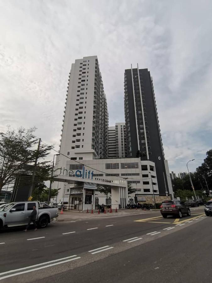 Aliff Residences 艾麗軒 Johor Bahru Dış mekan fotoğraf